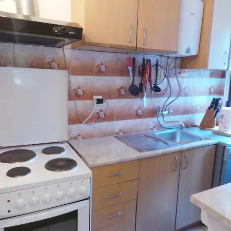 Apartament In 15380 Breze